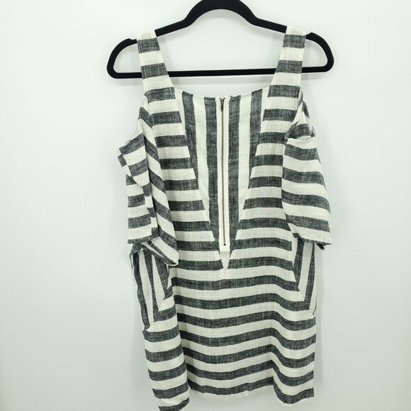 NWT Soft Surroundings Striped Linen-Blend Cold Shoulder Sunset Tunic Top M - Picture 3 of 16